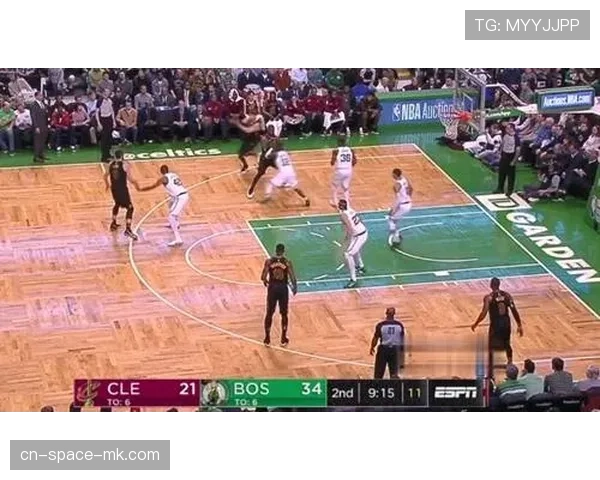 赛后述评:狂热虽败犹荣,克拉克与波士顿的挡拆初见雏形